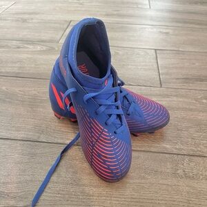 Adidas Predator Edge .4 S FxG GW2371 Kids Size 2.5 Cleats